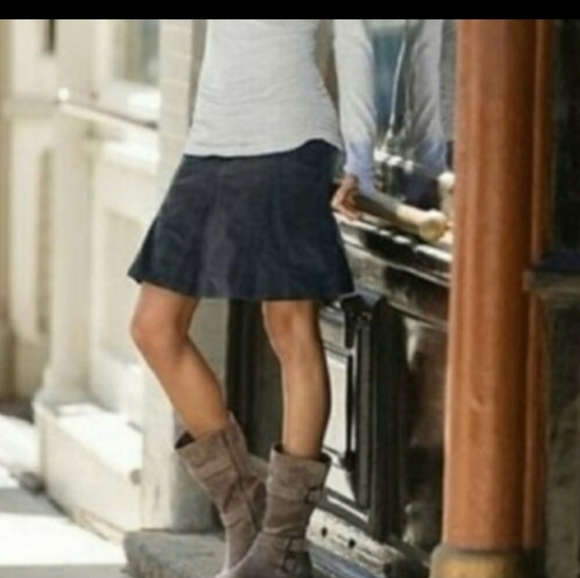 Athleta Dresses & Skirts - Athleta Whenever grey corduroy skirt